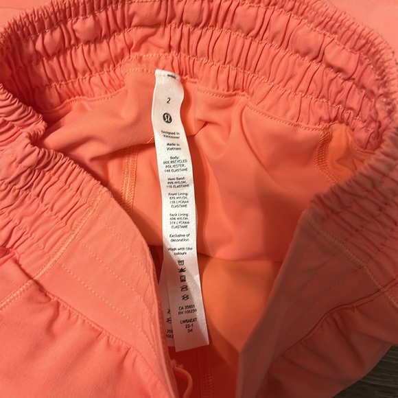 Lululemon hotty hot high rise skirt size 2 - Picture 3 of 5